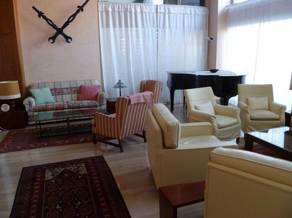 Milan Airport Malpensa Hotel Astoria Gallarate מראה חיצוני תמונה