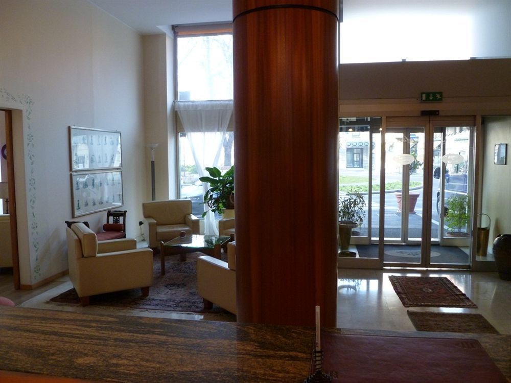 Milan Airport Malpensa Hotel Astoria Gallarate מראה חיצוני תמונה