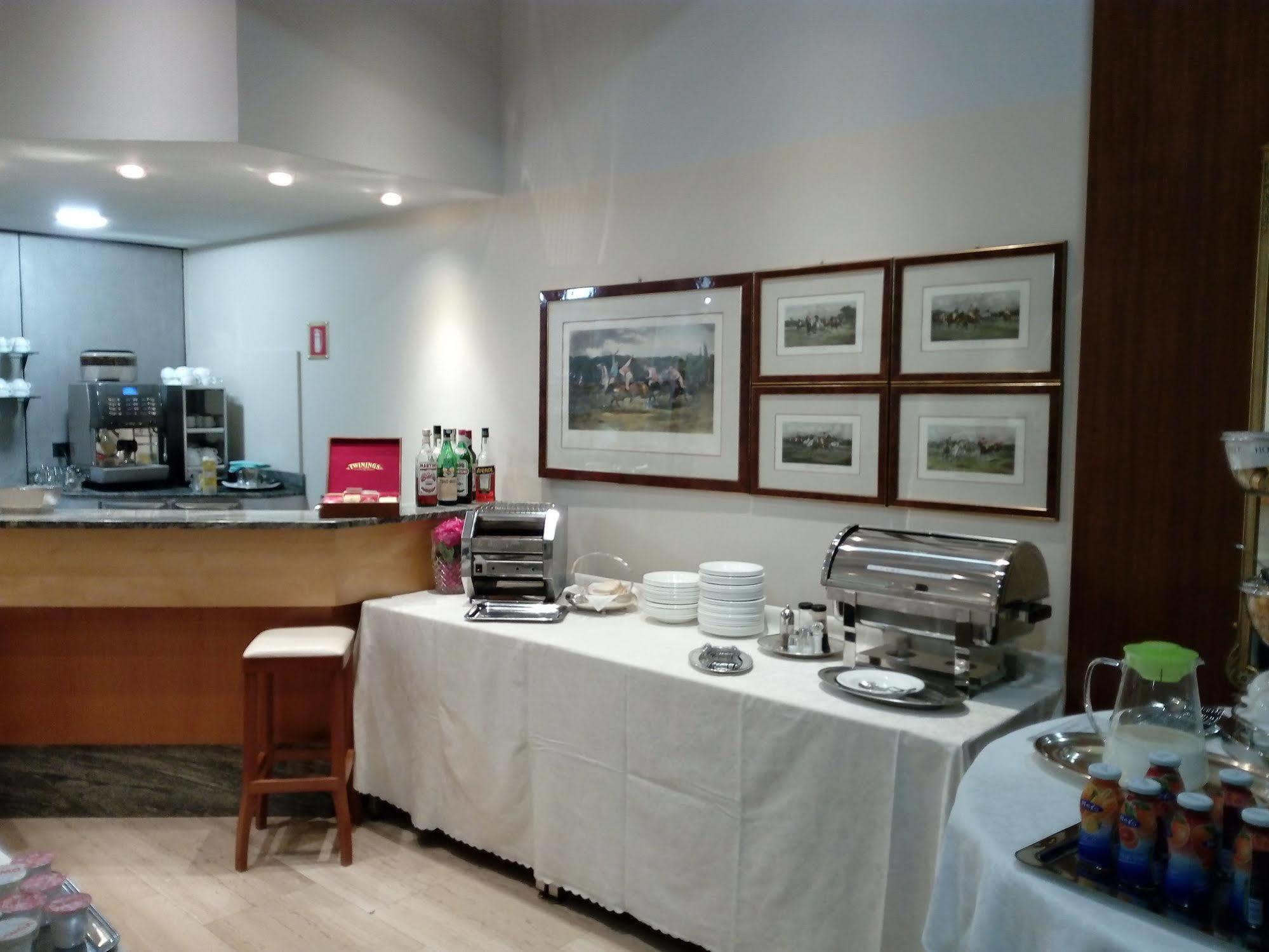 Milan Airport Malpensa Hotel Astoria Gallarate מראה חיצוני תמונה