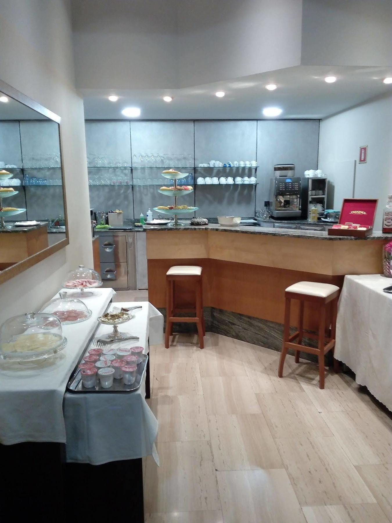 Milan Airport Malpensa Hotel Astoria Gallarate מראה חיצוני תמונה