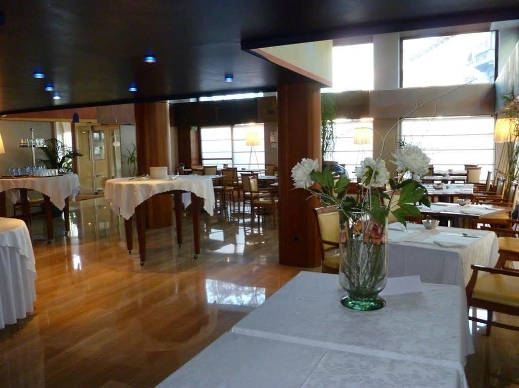 Milan Airport Malpensa Hotel Astoria Gallarate מראה חיצוני תמונה